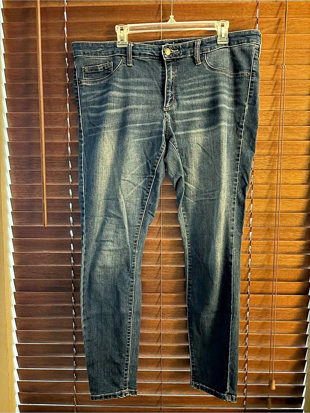 Universal Thread Mid Rise Jegging Blue Mid Rise Jeggings Waist 16/33R